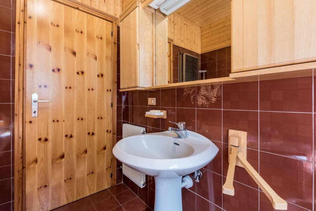 Photo of Bathroom in Calceranica al Lago