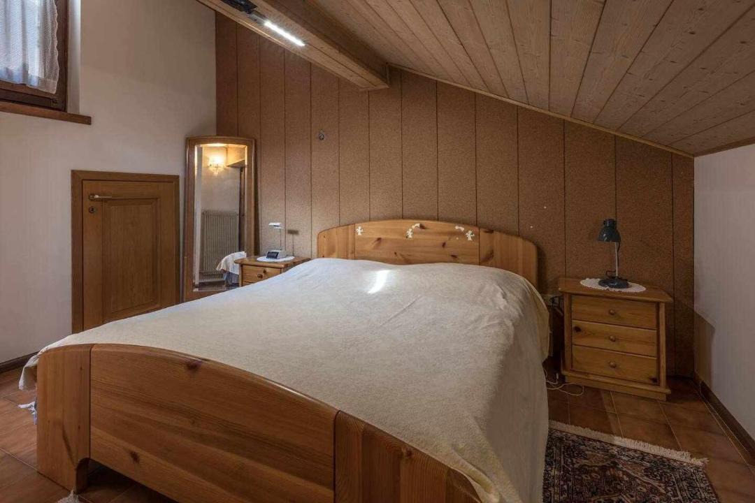 Photo of Bedroom in Calceranica al Lago