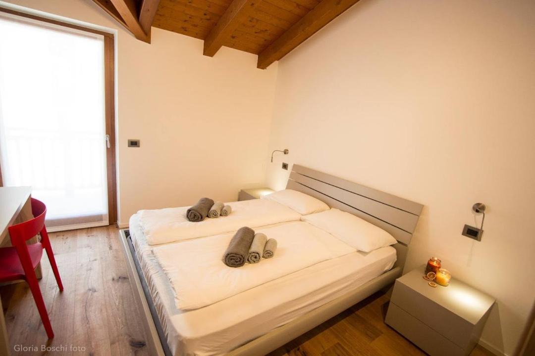 Photo of Bedroom in Pellizzano
