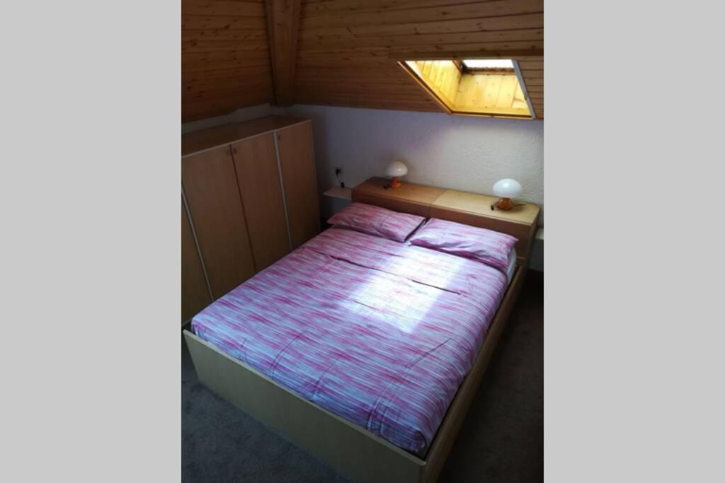 Photo of Bedroom in Male
