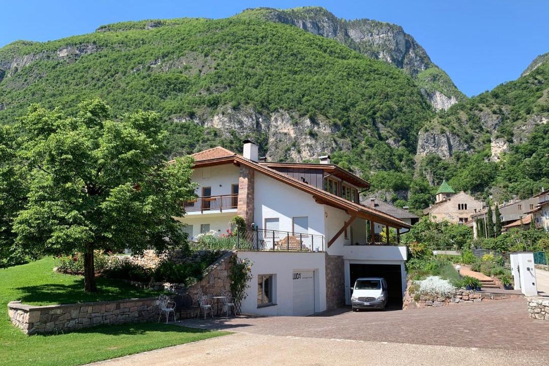 Photo of Buildings in Magre sulla Strada del Vino