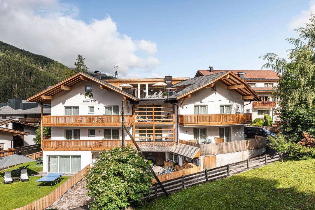 Photo of Buildings in Mareo