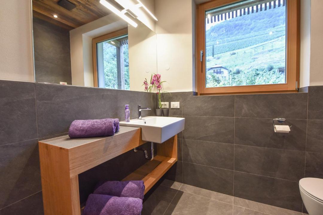 Photo of Bathroom in Nalles