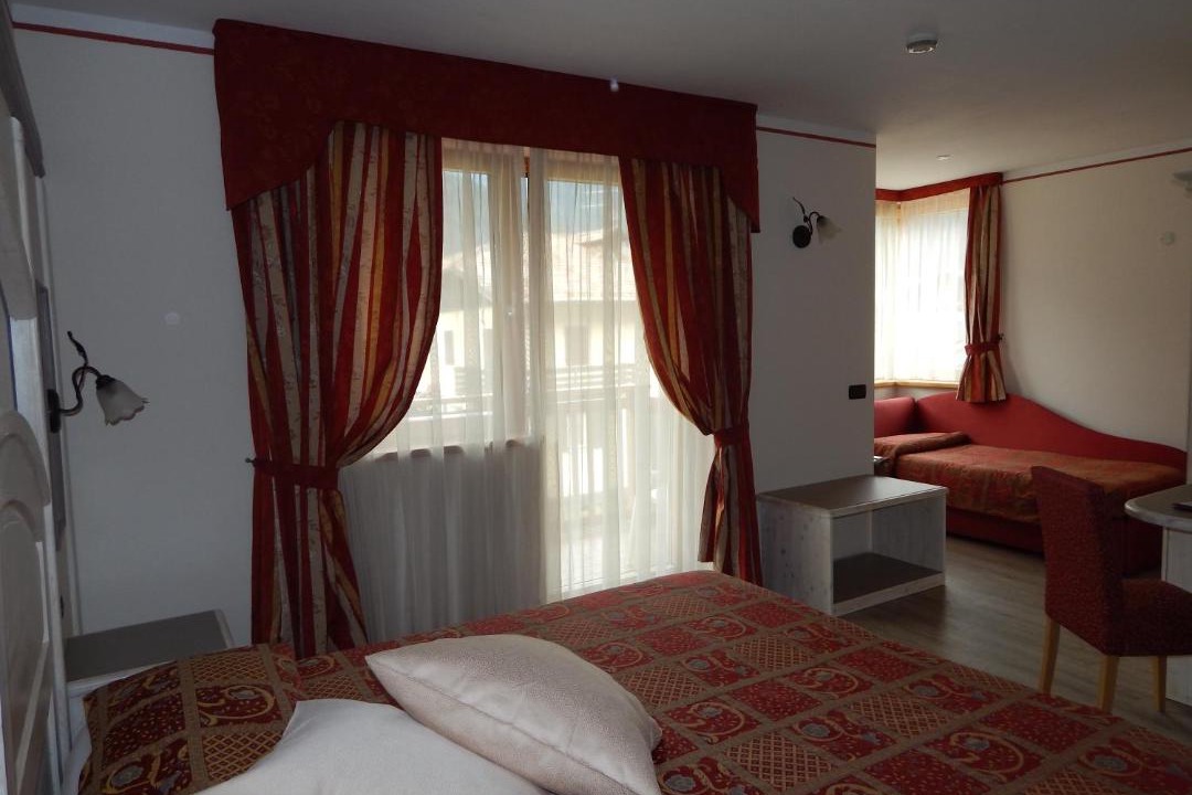 Photo of Bedroom in Pinzolo