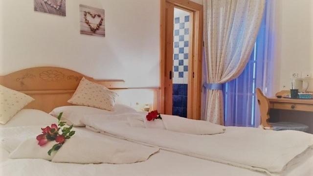 Photo of Bedroom in Almazzago