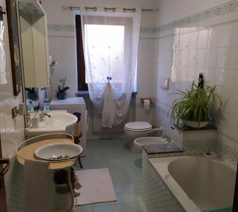 Photo of Bathroom in Balbido-rango