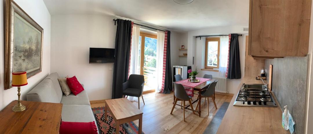 Photo of Livingroom in Pinzolo