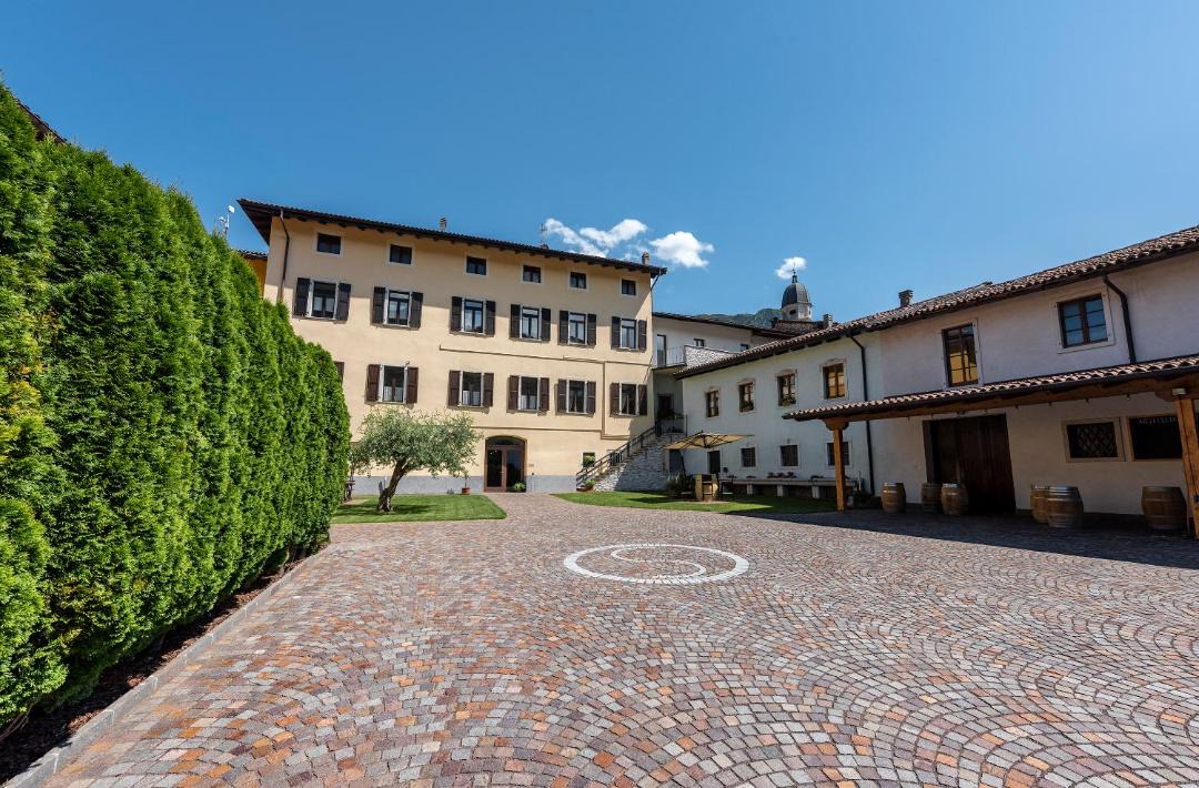 Photo of Buildings in Calliano
