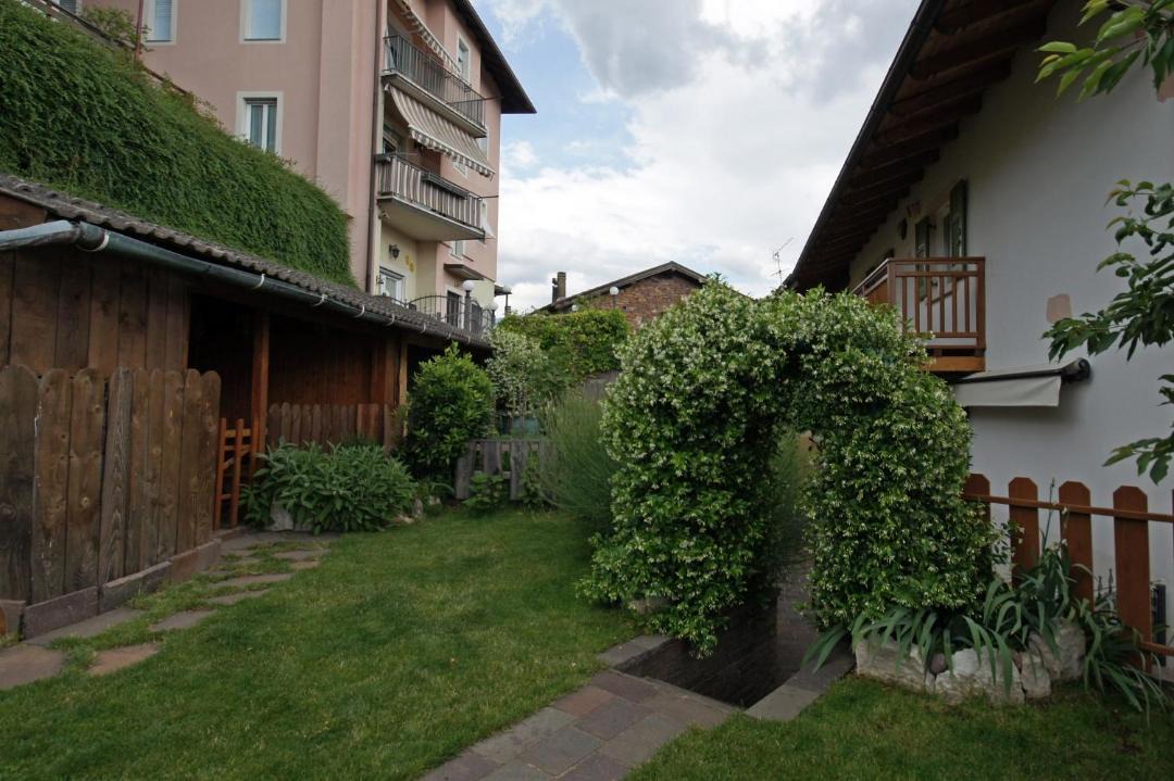 Photo of Buildings in Verla