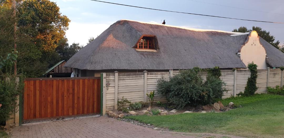 Photo of Others in Okhahlamba