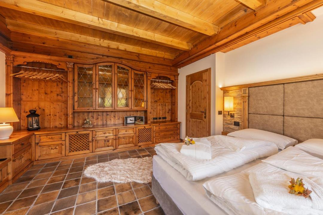 Photo of Bedroom in Pinzolo