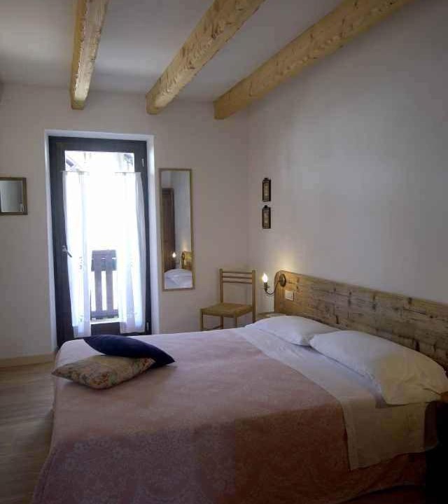 Photo of Bedroom in Enguiso