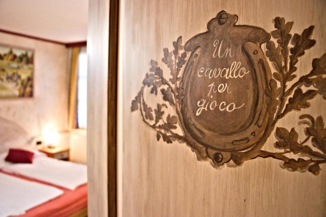 Photo of Bedroom in Pellizzano