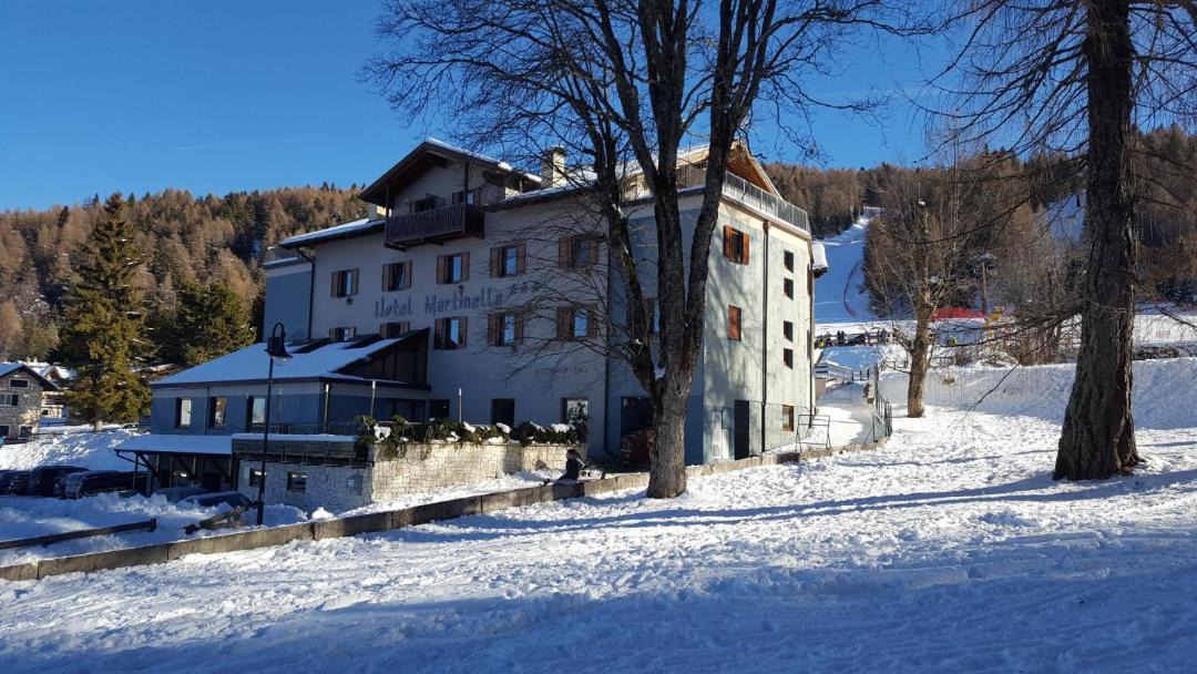 Photo of Buildings in Serrada