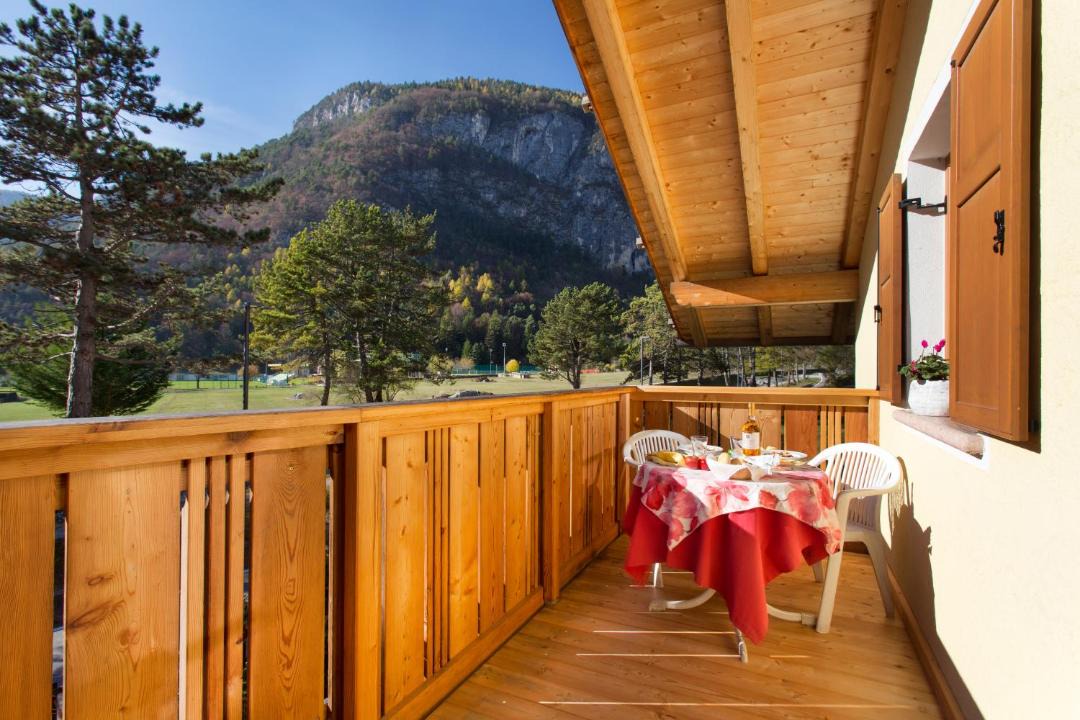 Photo of Patio Balcony in Molveno