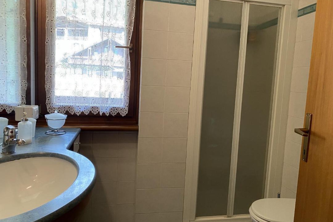 Photo of Bathroom in Giustino