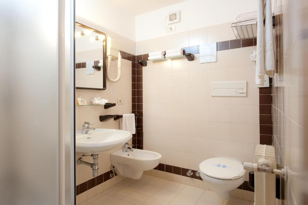Photo of Bathroom in Pinzolo