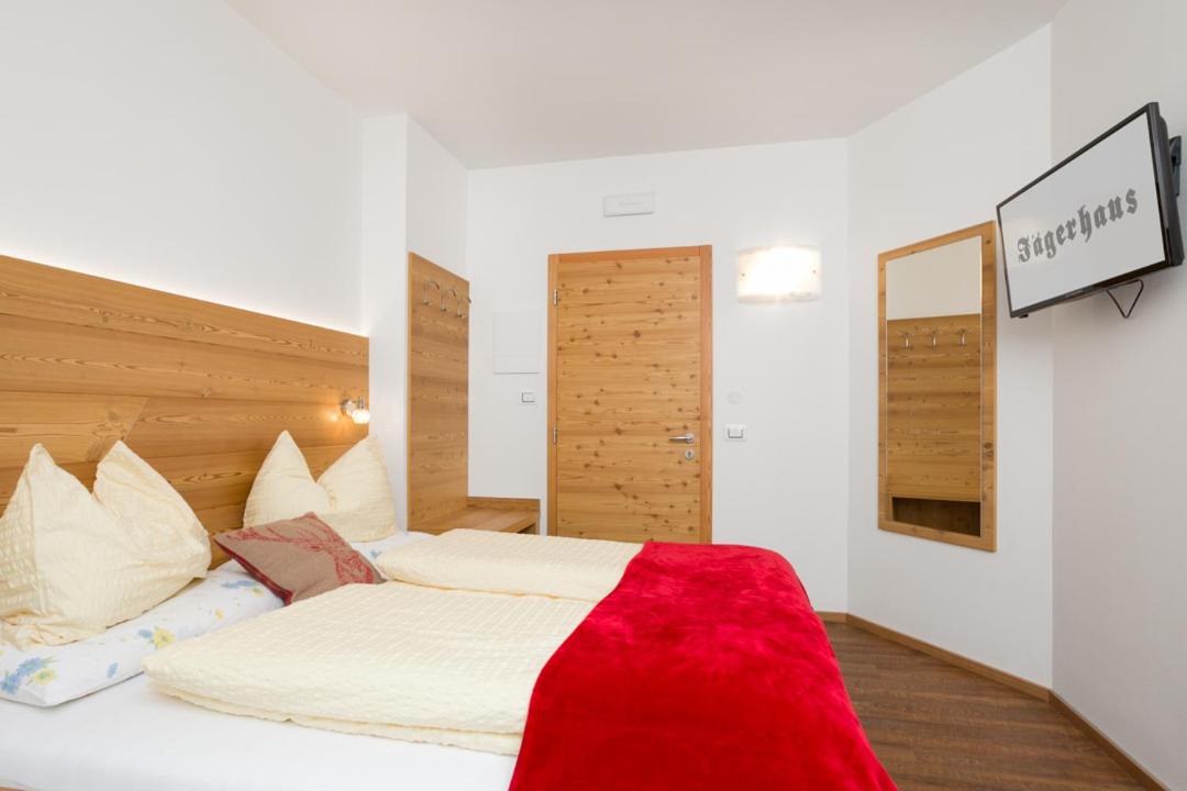 Photo of Bedroom in Pellizzano