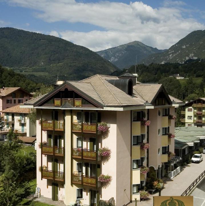 Photo of Others in Ponte Arche
