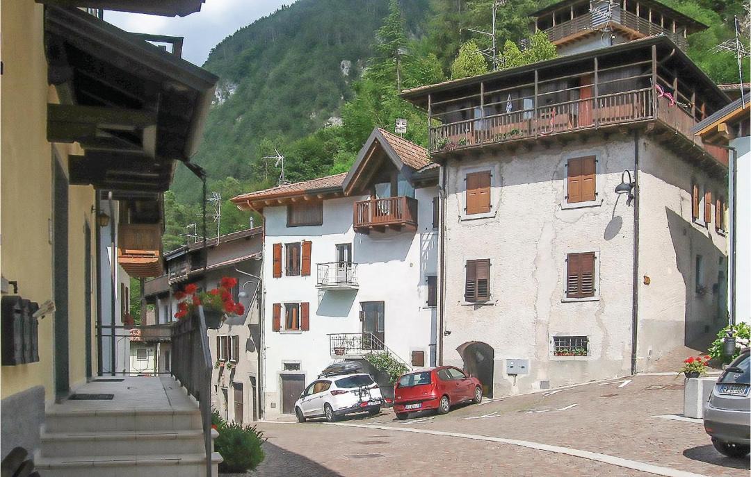 Photo of Buildings in Bondone