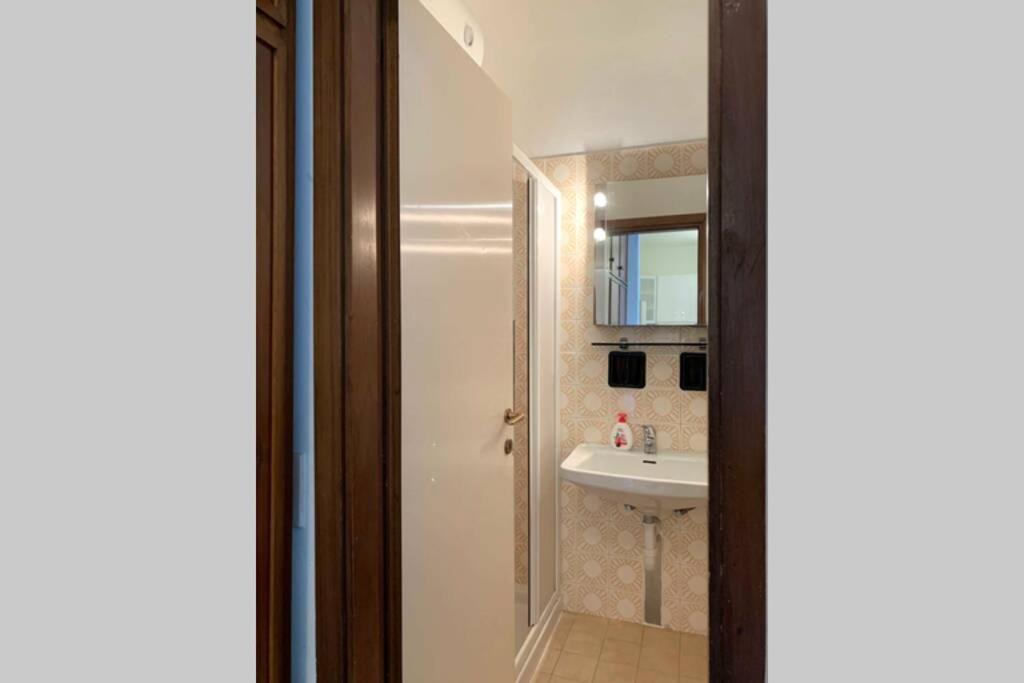 Photo of Bathroom in Palu