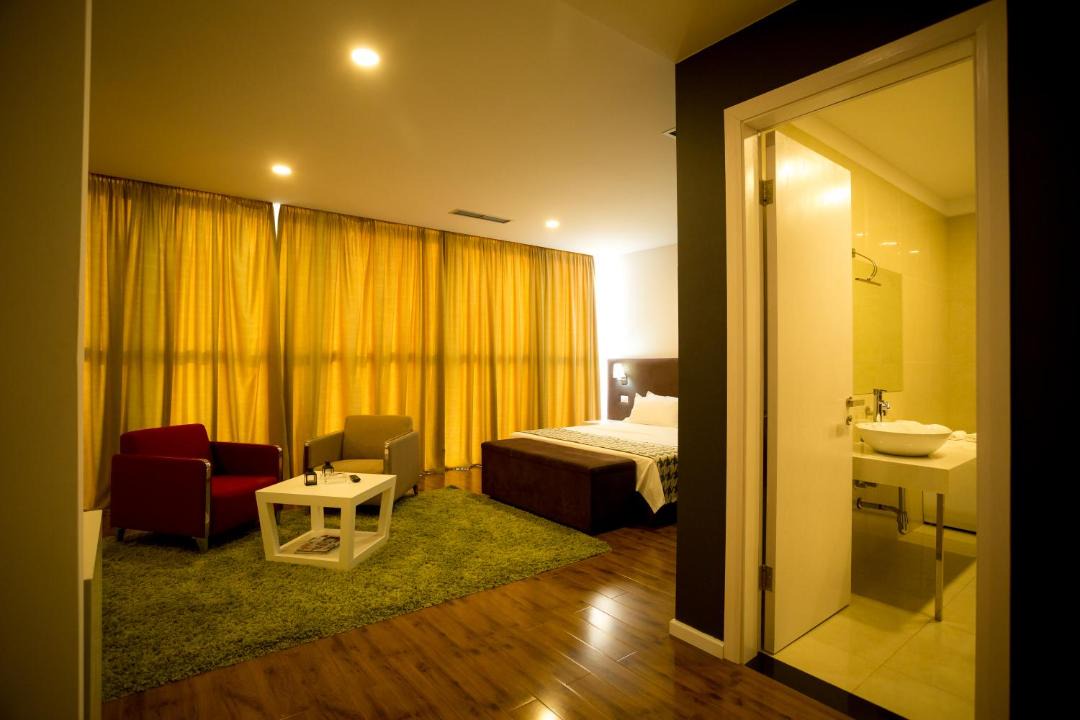 Photo of Others in Grile