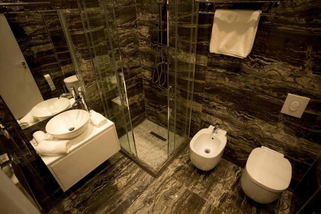 Photo of Others in Grile