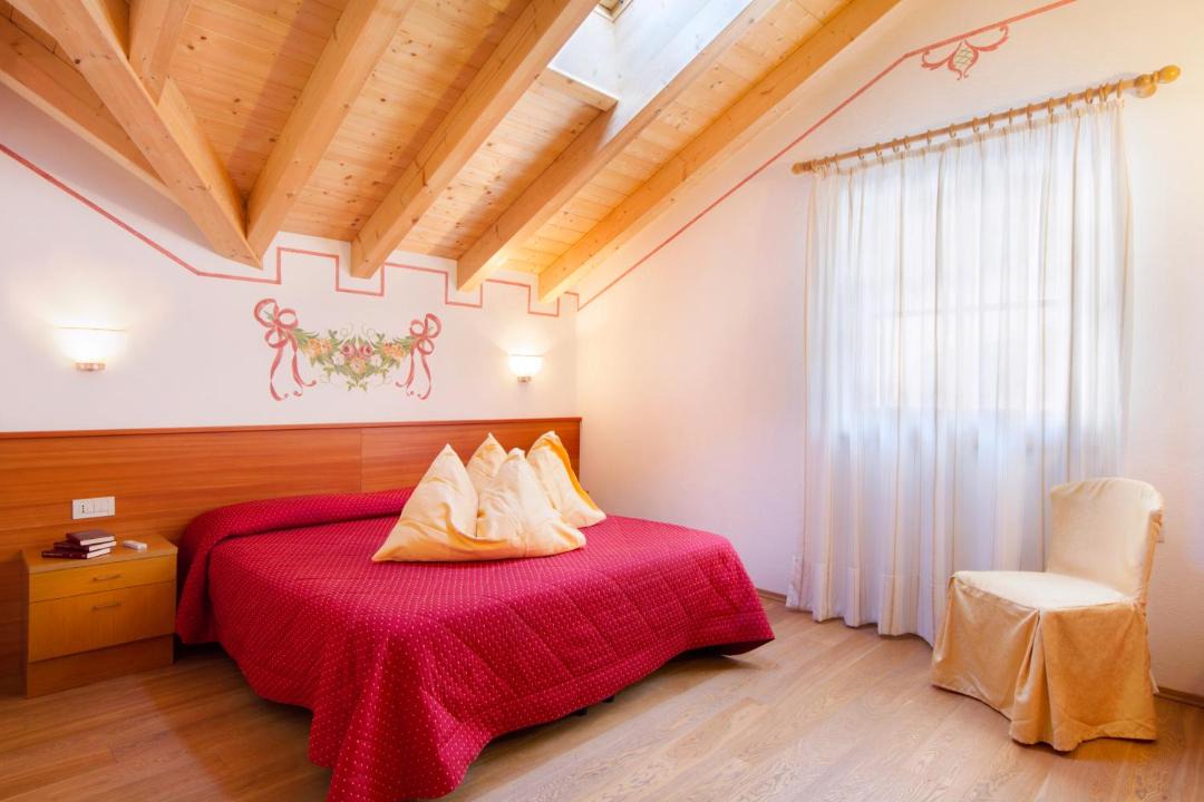 Photo of Bedroom in Molveno