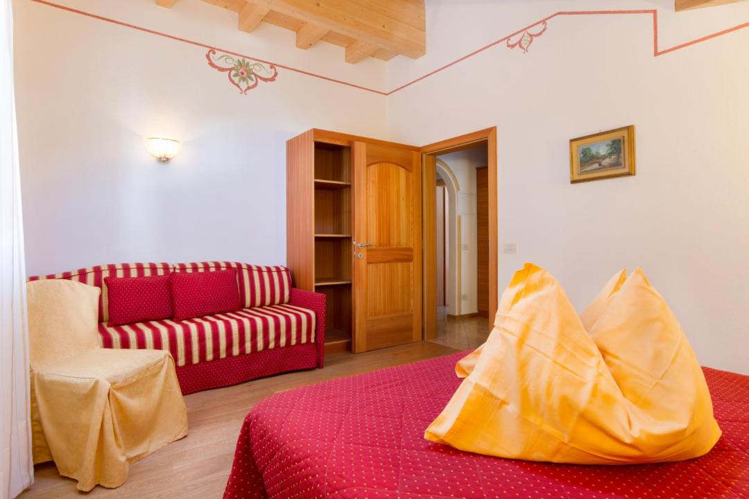 Photo of Bedroom in Molveno