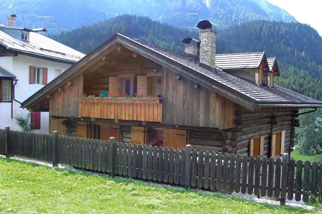 Photo of Buildings in Mazzin