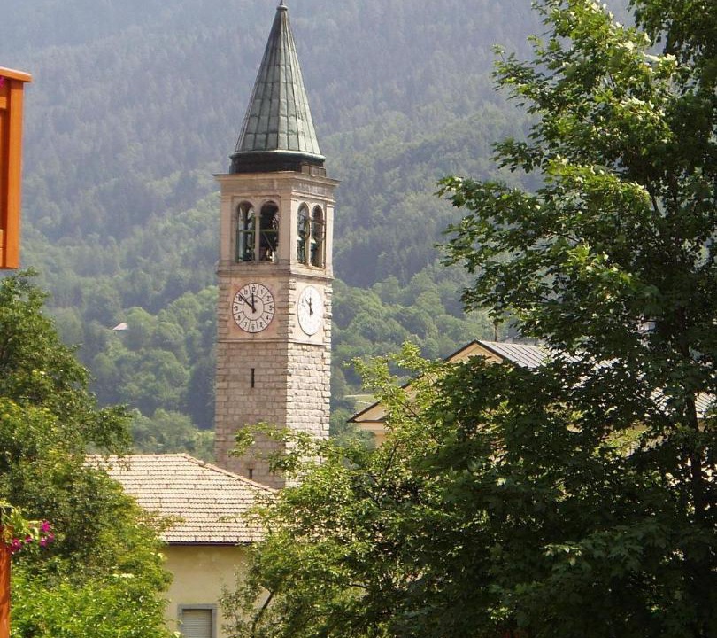 Photo of Buildings in Strembo