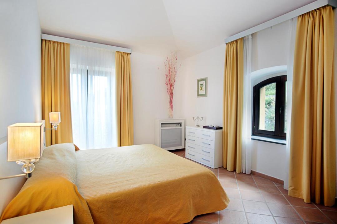 Photo of Bedroom in Erchie