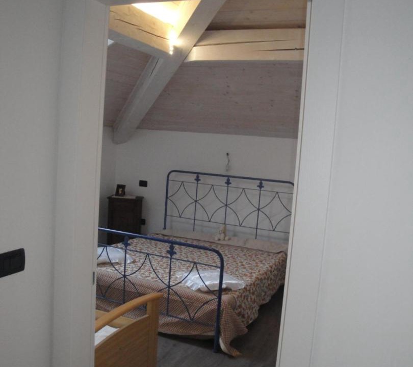 Photo of Bedroom in Comano Terme