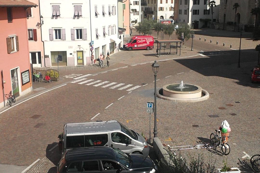 Photo of Others in Dro