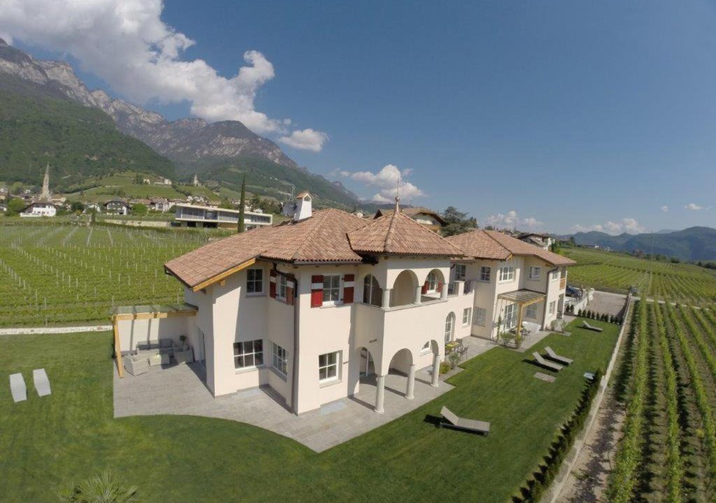 Photo of Others in Tramin