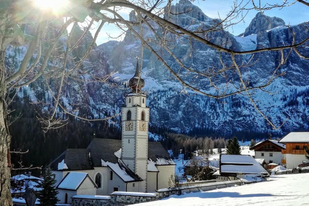 Photo of Buildings in Colfosco