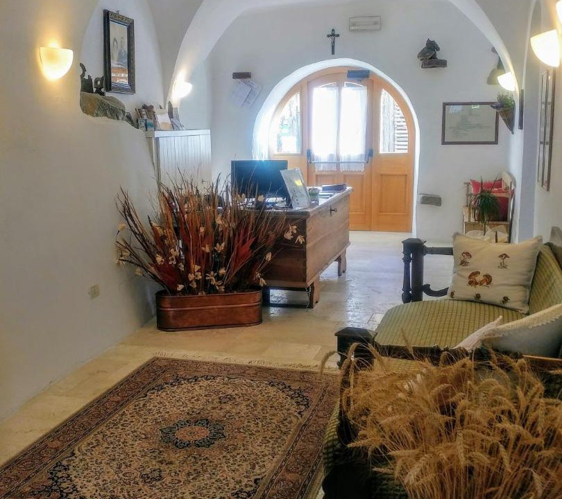 Photo of Others in Romeno