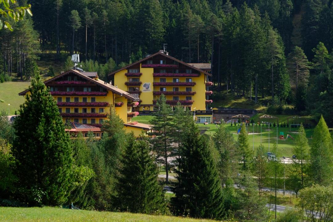 Photo of Others in Stava