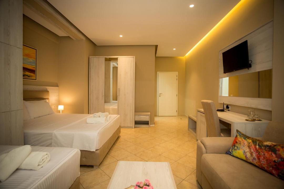 Photo of Others in Velipoje