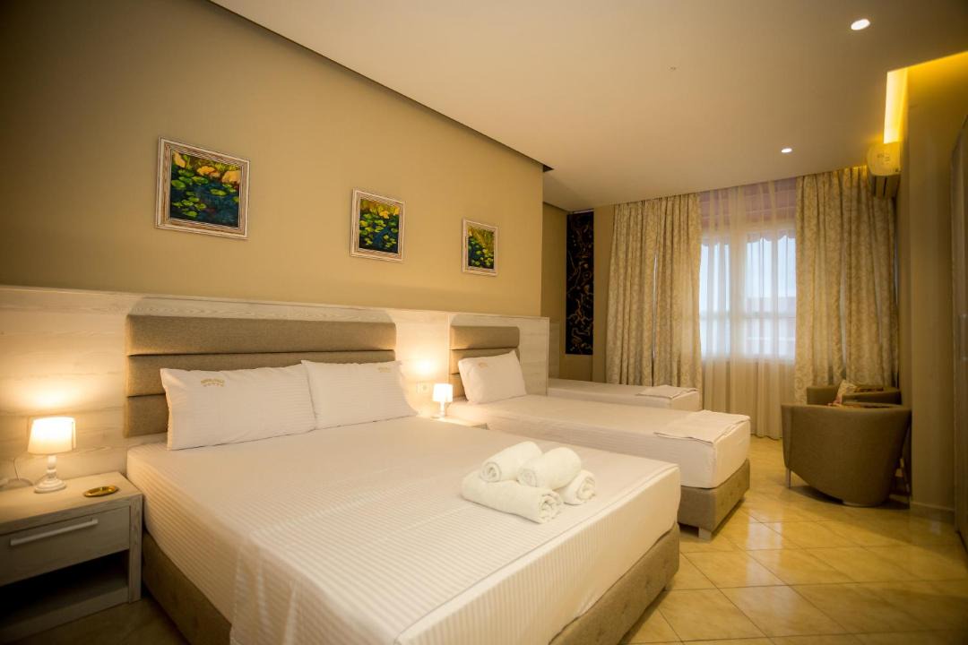 Photo of Others in Velipoje