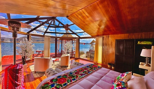 Luxury Room, 1 King Bed, Lake View