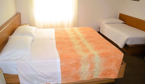 Comfort Triple Room