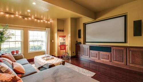 Studio (5 Bedrooms)