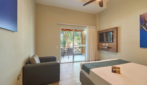 Superior Room, 1 Queen Bed, Terrace