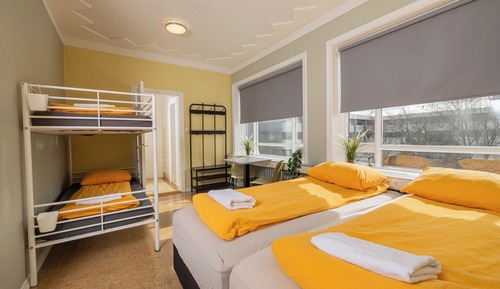 Quadruple Room with Private Bathroom