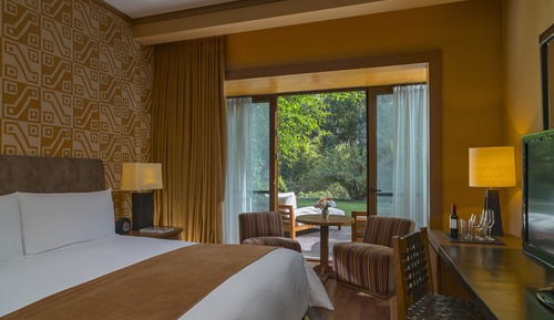 Senior Suite, 1 King Bed