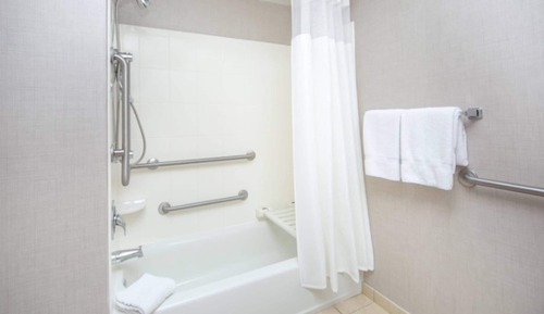 Studio, 1 King Bed with Sofa bed (Mobility Accessible, Tub)
