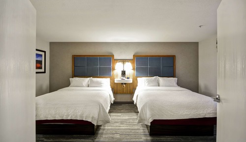 Room, 2 Queen Beds, Accessible, Non Smoking