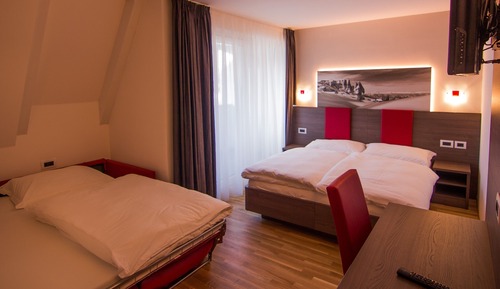 Classic Triple Room