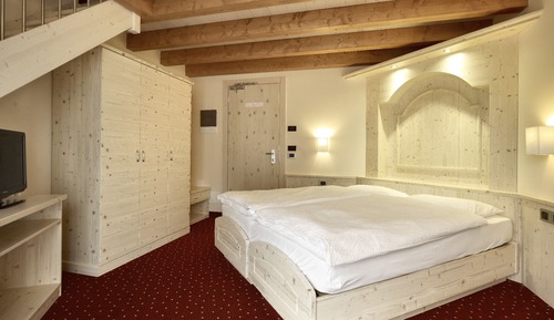 Junior Studio Suite